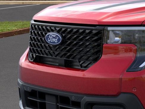 New 2026 Ford Maverick Lariat w/ Black Appearance Package image 18