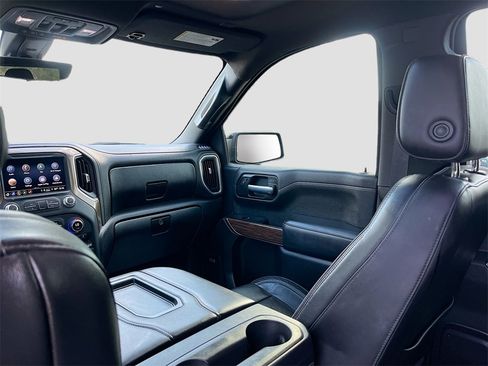 Used 2021 Chevrolet Silverado 1500 High Country w/ Technology Package image 25