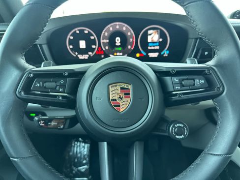 Certified 2025 Porsche Cayenne GTS AWD/4WD image 27