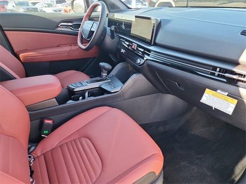 New 2026 Kia Sportage SX image 16