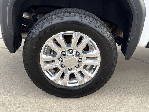 Certified 2022 GMC Sierra 2500 Denali image 18