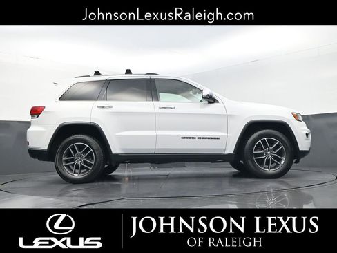 Used 2017 Jeep Grand Cherokee Limited image 21