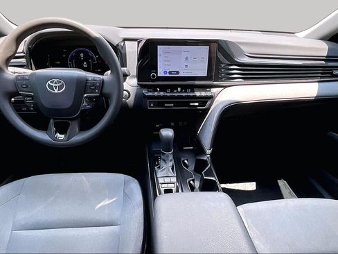 Used 2026 Toyota Camry LE w/ Convenience Package FWD image 15