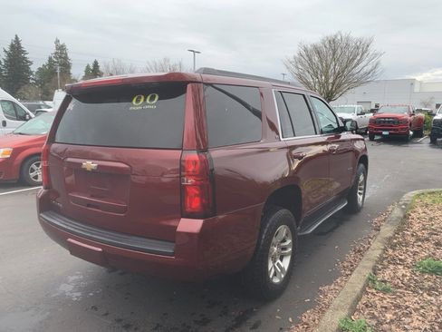 Used 2017 Chevrolet Tahoe LT w/ Luxury Package image 4