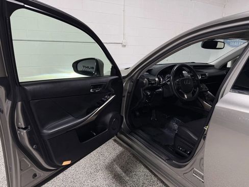 Used 2014 Lexus IS 250 AWD image 9