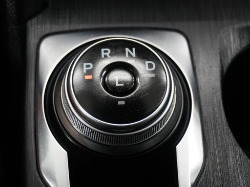 Used 2020 Ford Escape SE image 20