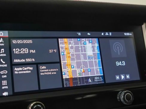 Certified 2022 Porsche Macan GTS image 30