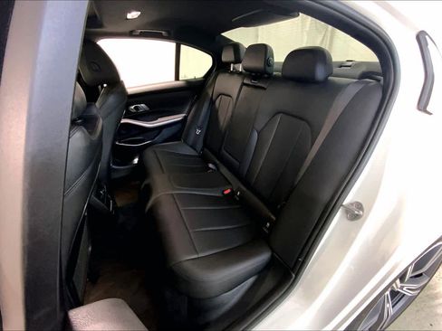 Used 2019 BMW 330i xDrive Sedan w/ Convenience Package image 20