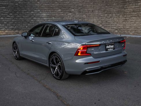 Used 2023 Volvo S60 B5 Plus w/ Climate Package image 9