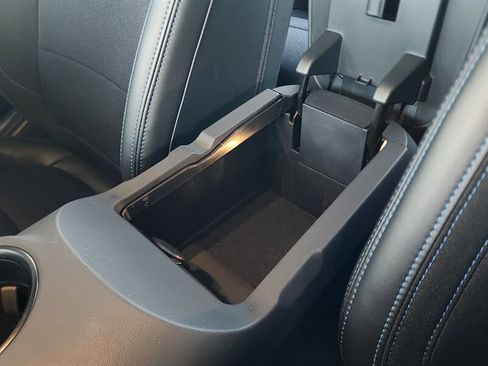 Used 2024 Ford Mustang Dark Horse image 63