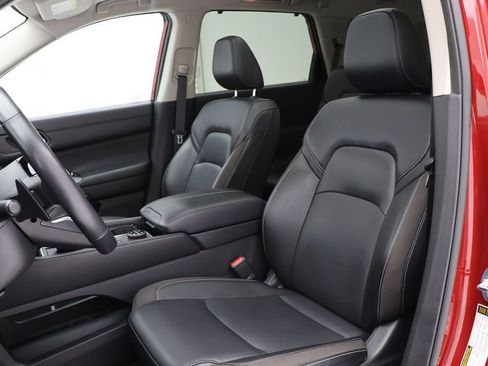 Used 2022 Nissan Pathfinder SL w/ SL Premium Package image 19