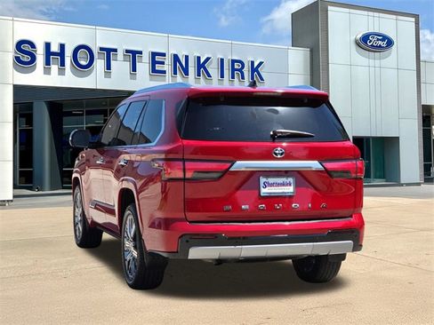 Used 2023 Toyota Sequoia Capstone image 6