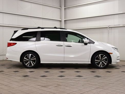 Used 2024 Honda Odyssey Touring image 9