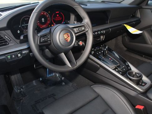 New 2026 Porsche 911 Carrera image 4