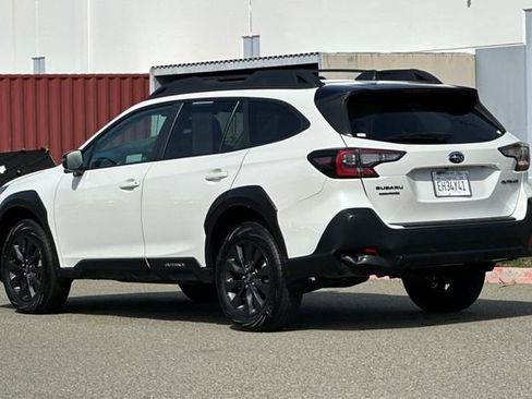 New 2025 Subaru Outback Onyx Edition AWD/4WD image 6