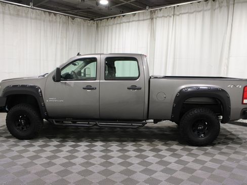 Used 2009 GMC Sierra 2500 W/T AWD/4WD image 26