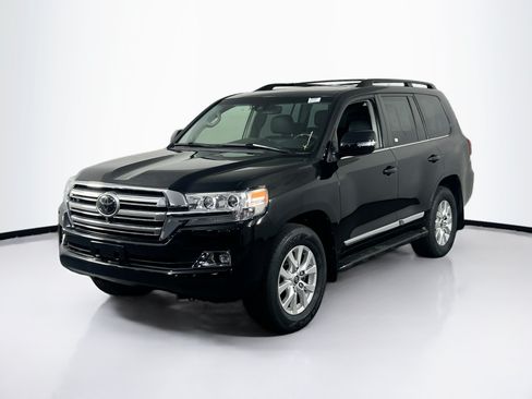 Used 2018 Toyota Land Cruiser w/ Carpet Mat Package AWD/4WD image 1