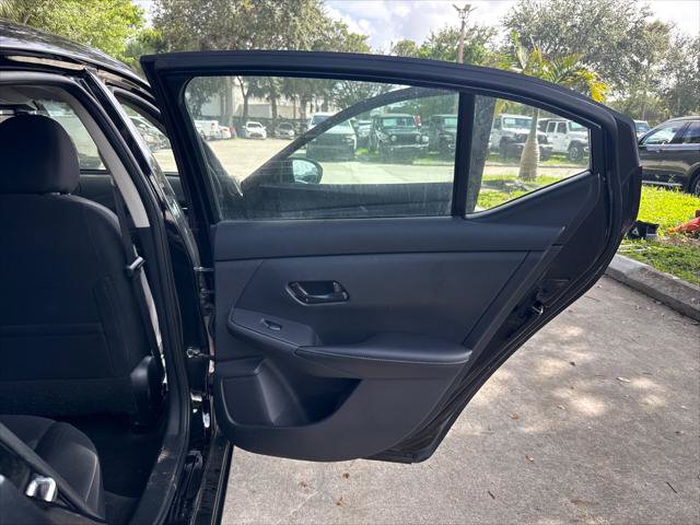 Used 2025 Nissan Sentra SV FWD image 22