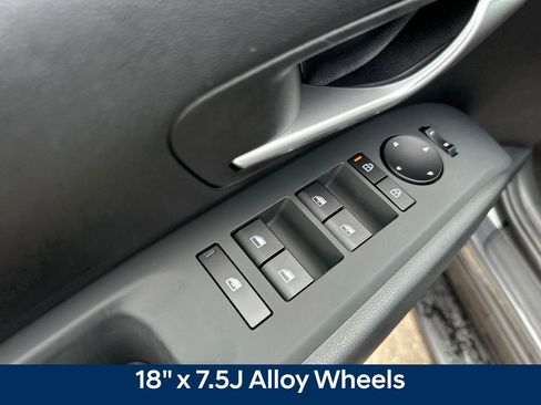 New 2026 Hyundai Tucson SEL FWD image 10