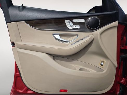 Used 2018 Mercedes-Benz GLC 300 image 16