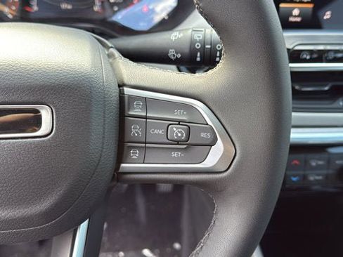 New 2026 Jeep Compass Limited AWD/4WD image 11