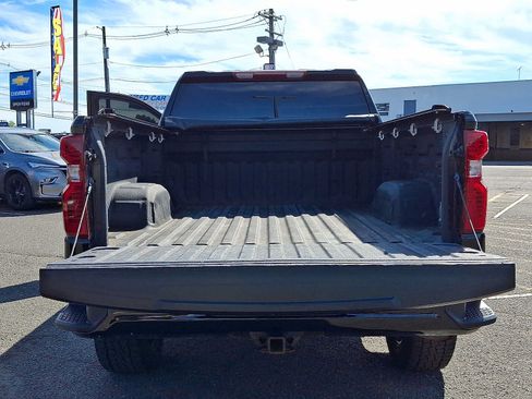 Used 2022 Chevrolet Silverado 1500 Custom Trail Boss AWD/4WD image 28