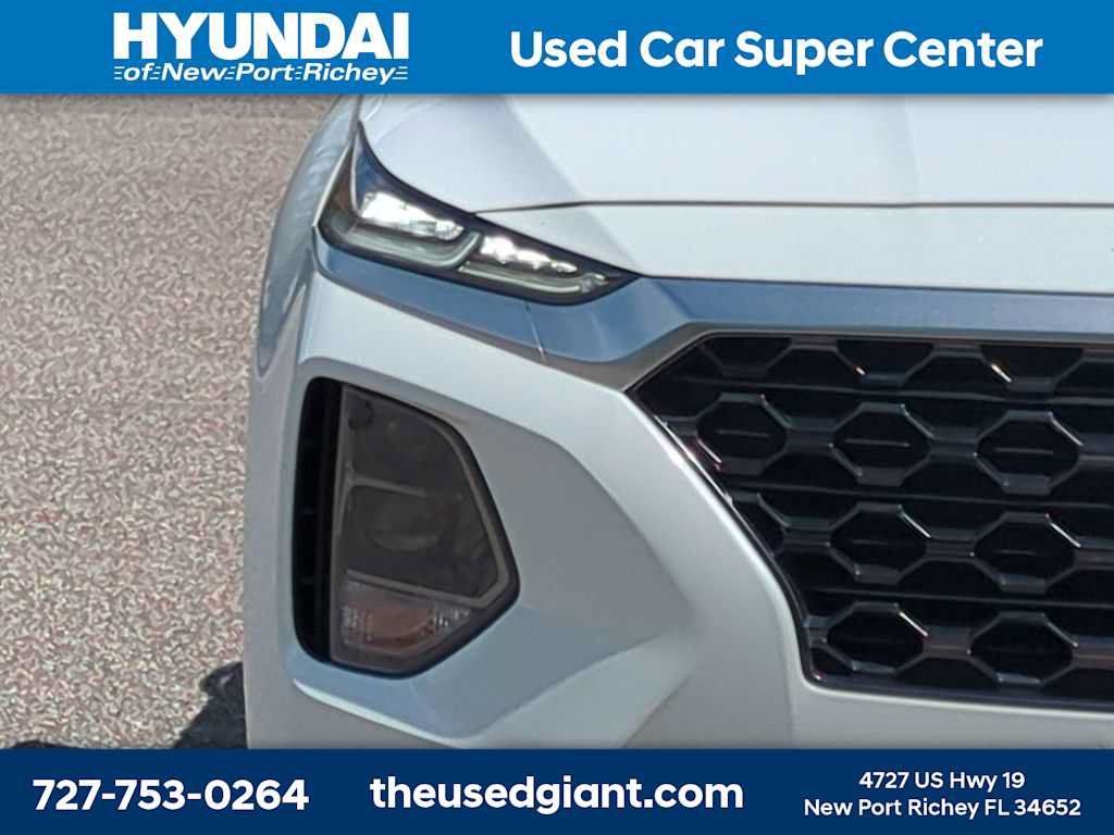 Used 2019 Hyundai Santa Fe Limited FWD image 9