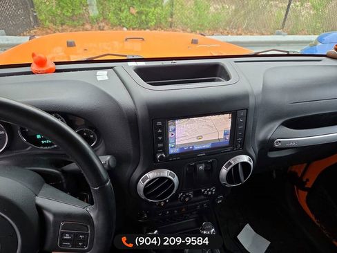 Used 2013 Jeep Wrangler Rubicon w/ PWR Convenience Group image 5