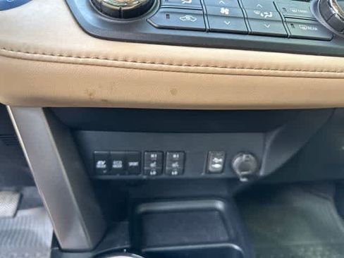 Used 2017 Toyota RAV4 Limited AWD/4WD image 11