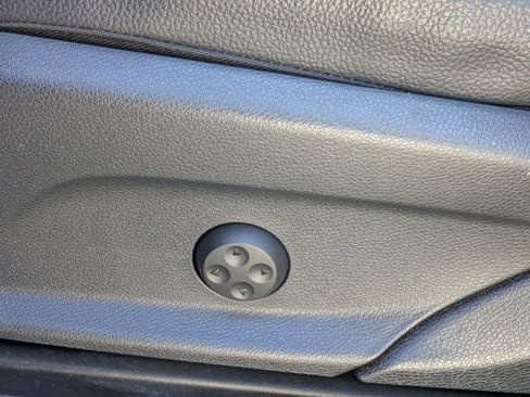 Used 2021 Mercedes-Benz GLC 300 GLC 300 w/ Multimedia Package image 26