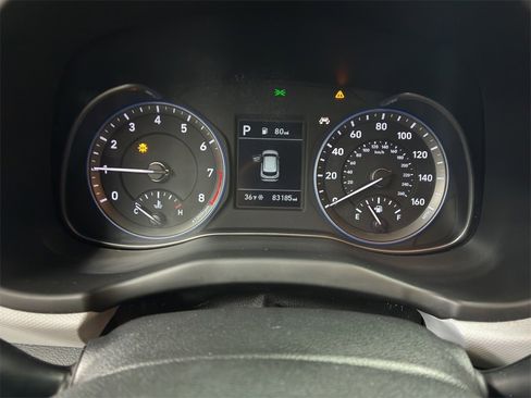 Used 2021 Hyundai Kona SE image 9