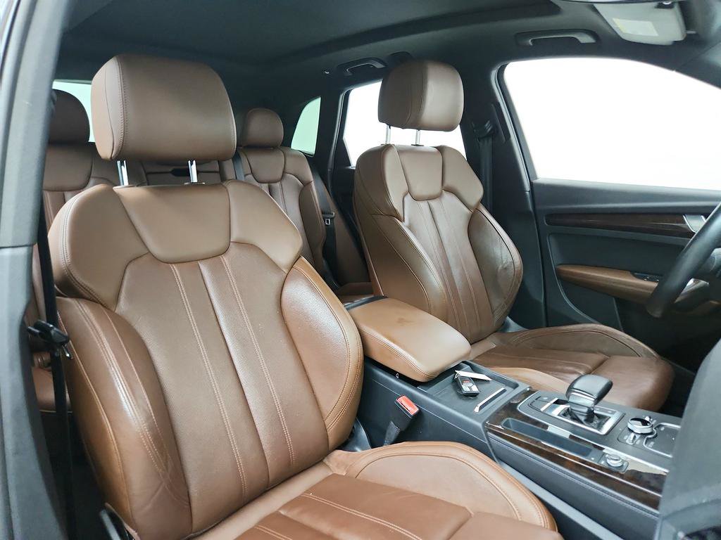 Used 2019 Audi Q5 2.0T Premium Plus w/ Premium Plus Package AWD/4WD image 24