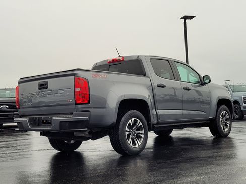 Used 2021 Chevrolet Colorado Z71 AWD/4WD image 4