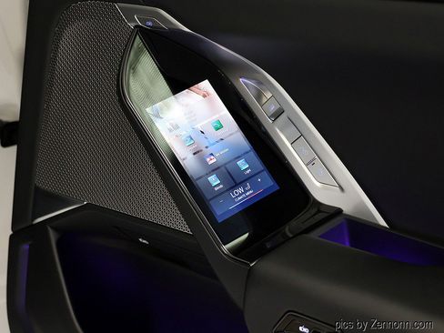 Certified 2023 BMW 760i xDrive image 36