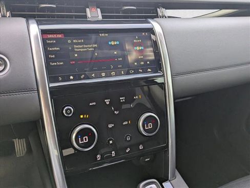 Used 2020 Land Rover Discovery Sport S image 15
