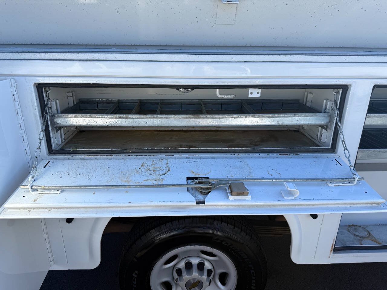 Used 2002 Chevrolet Silverado 2500 2WD Regular Cab image 19