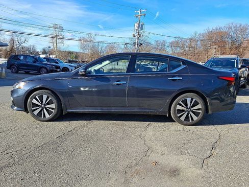 Used 2020 Nissan Altima 2.5 SV image 7
