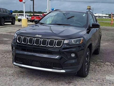 Used 2024 Jeep Compass Limited w/ Sun and Sound Group image 3