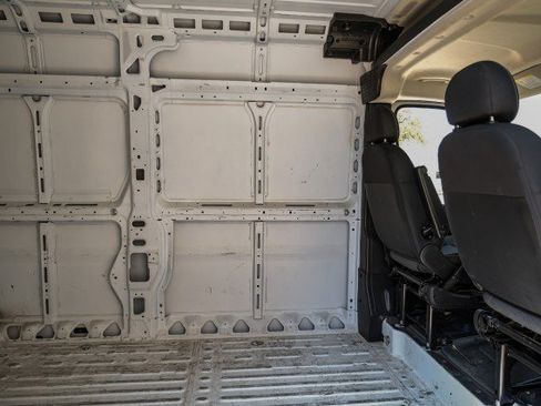 Used 2023 RAM ProMaster 2500 FWD image 38