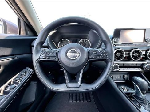 Used 2025 Nissan Sentra S FWD image 17