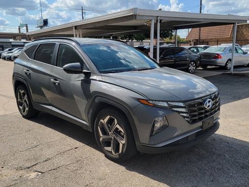Used 2024 Hyundai Tucson SEL w/ Convenience Package FWD image 2