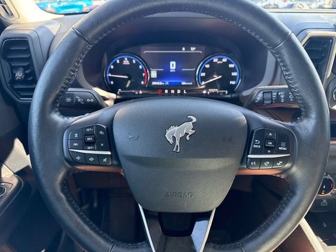 Used 2022 Ford Bronco Sport Outer Banks w/ Tech Package AWD/4WD image 10