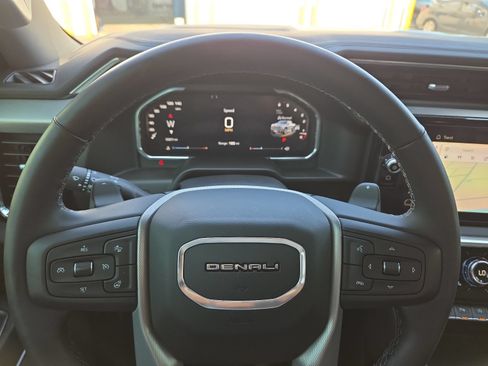 Used 2026 GMC Sierra 1500 Denali AWD/4WD image 4