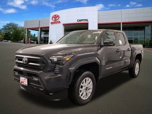 New 2025 Toyota Tacoma SR5 image 5