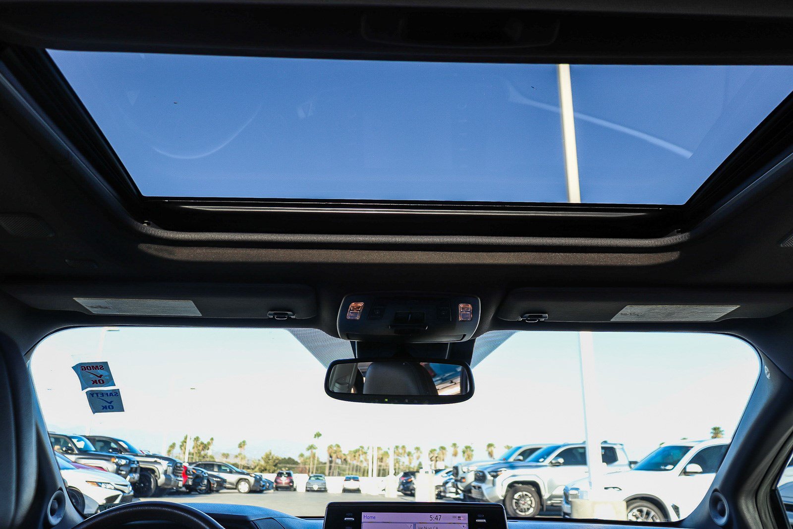 Certified 2024 Toyota Sienna Platinum AWD/4WD image 11