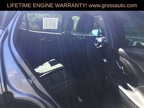 Used 2024 GMC Terrain SLT AWD/4WD image 29