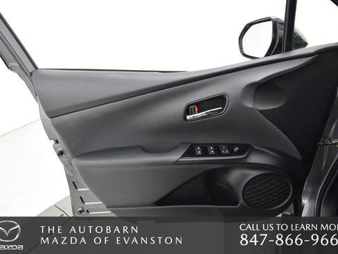 Used 2016 Toyota Prius Four Touring w/ Premium Convenience Package image 30