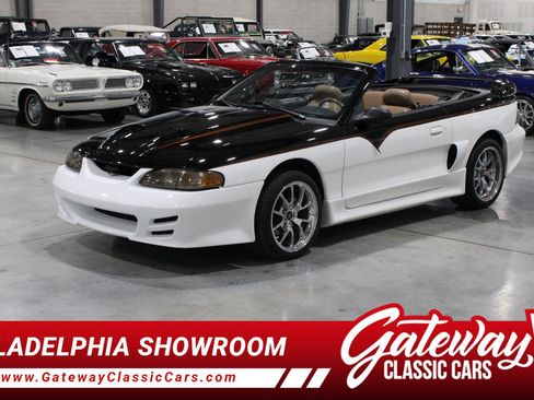Used 1995 Ford Mustang GT RWD image 1