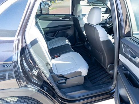 Certified 2024 Volkswagen Atlas Cross Sport SEL R-Line image 41