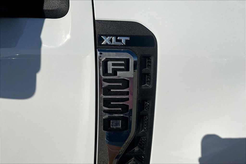 Used 2024 Ford F250 XLT w/ FX4 Off-Road Package AWD/4WD image 34